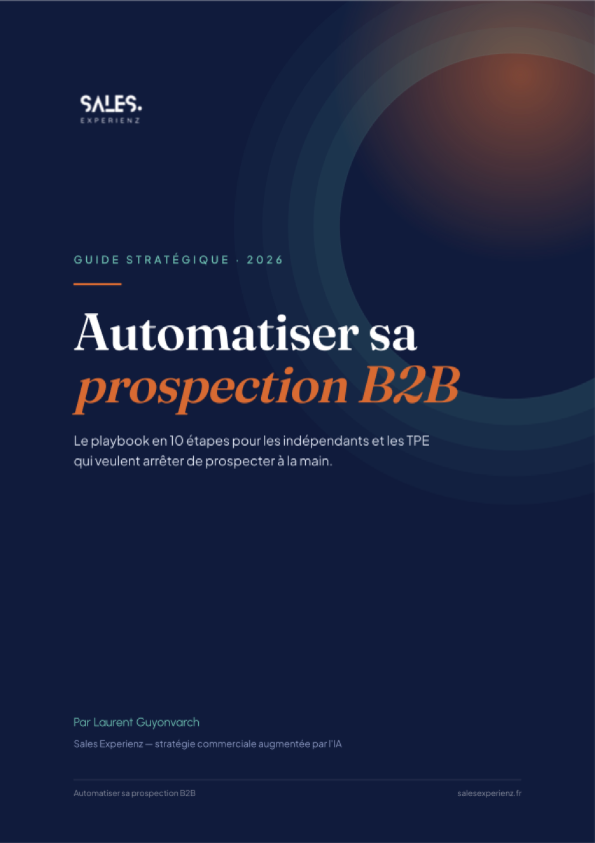 La couverture du même guide transformé en lead magnet premium : fond navy, dégradé orange, titre en Fraunces, logo Sales Experienz